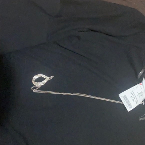 Black ruffle sleeve top - Picture 3 of 4